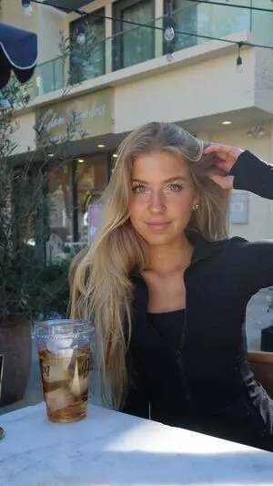 Aniela Leon OnlyFans Leaked Free Thumbnail Picture - #yQzQ94UMvM