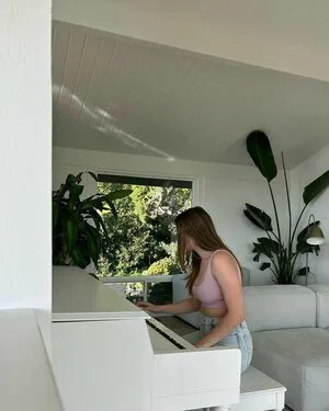 Anika Grace OnlyFans Leaked Free Thumbnail Picture - #AONL7wYfxp