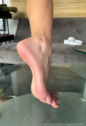 Anikaprettyfeet OnlyFans Leaked Free Thumbnail Picture - #Qoc1S5wYXE
