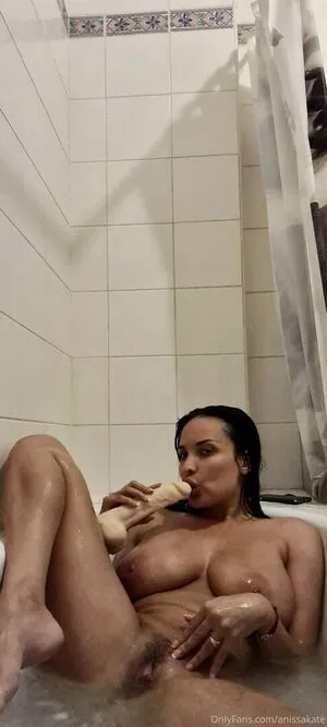 Anissa KATE OnlyFans Leaked Free Thumbnail Picture - #HCgrfCVUsA