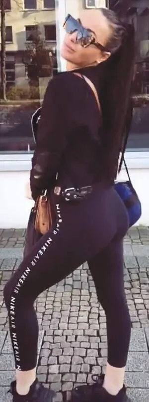 Anita Latifi OnlyFans Leaked Free Thumbnail Picture - #F34H47GLAl