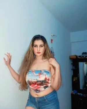 Aniza Hazel OnlyFans Leaked Free Thumbnail Picture - #PwiXYg8RC0