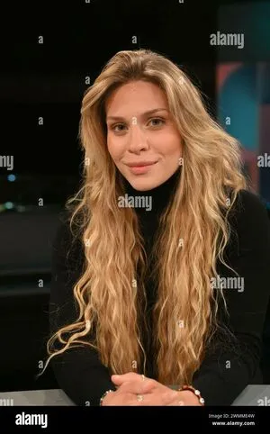 Anja Windl OnlyFans Leaked Free Thumbnail Picture - #vjiOioGklu