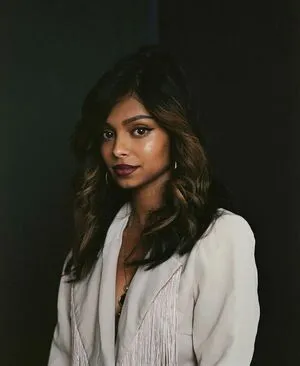 Anjini Taneja Azhar OnlyFans Leaked Free Thumbnail Picture - #3s06f49kca