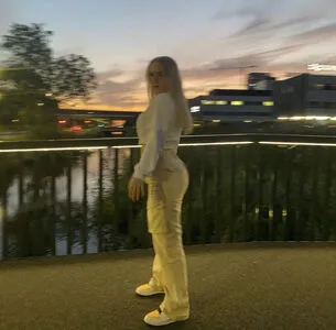Anjulie OnlyFans Leaked Free Thumbnail Picture - #OOiyZqlNDK