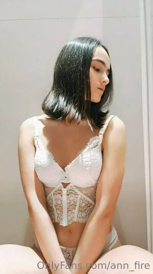 Ann Fire OnlyFans Leaked Free Thumbnail Picture - #Mabm9Bkkxs
