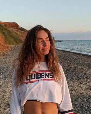 Anna Adamovich OnlyFans Leaked Free Thumbnail Picture - #dZ2Ac4N2ze