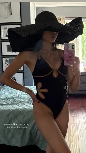 Anna Akana OnlyFans Leaked Free Thumbnail Picture - #w5IBD40LXQ