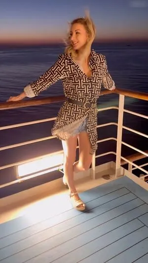 Anna Carina Woitschack OnlyFans Leaked Free Thumbnail Picture - #pNs8XfP5nf