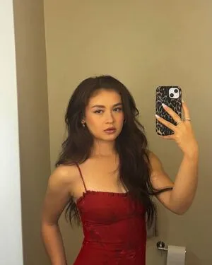 Anna Cathcart OnlyFans Leaked Free Thumbnail Picture - #003hdH6Aft