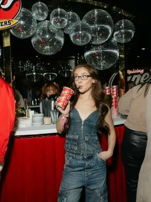 Anna Cathcart OnlyFans Leaked Free Thumbnail Picture - #BznhuFW2Z9