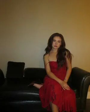 Anna Cathcart OnlyFans Leaked Free Thumbnail Picture - #l3zdmzaw3E