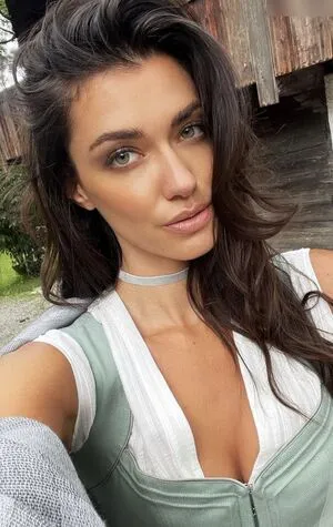 Anna Christina Schwartz OnlyFans Leaked Free Thumbnail Picture - #cXMu9Kswtd