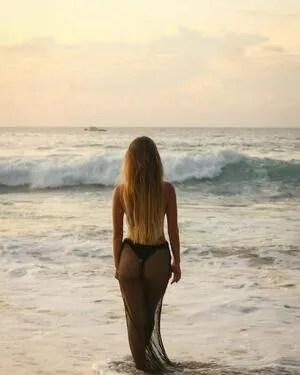 Anna Clara Rios OnlyFans Leaked Free Thumbnail Picture - #XkwAPHKNsG