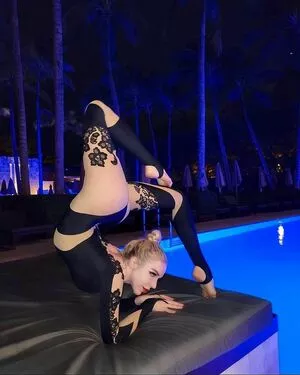 Anna Contortionist OnlyFans Leaked Free Thumbnail Picture - #D2Vb925KYV