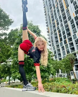 Anna Contortionist OnlyFans Leaked Free Thumbnail Picture - #vASLlJQ8pu