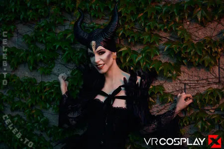 Anna De Ville OnlyFans Leaked Free Thumbnail Picture - #21OcdhbWNn