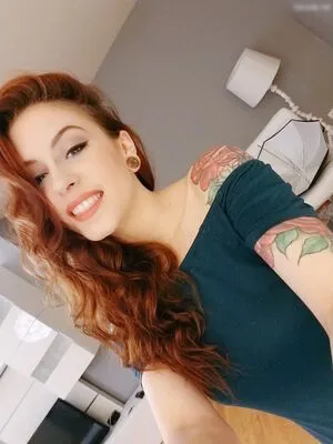 Anna De Ville OnlyFans Leaked Free Thumbnail Picture - #eLMOOVM2QU