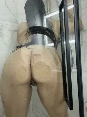 Anna Di OnlyFans Leaked Free Thumbnail Picture - #KLTSZooAdi