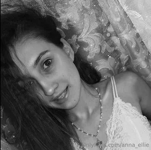 Anna Ellie OnlyFans Leaked Free Thumbnail Picture - #F1VLWN06f9