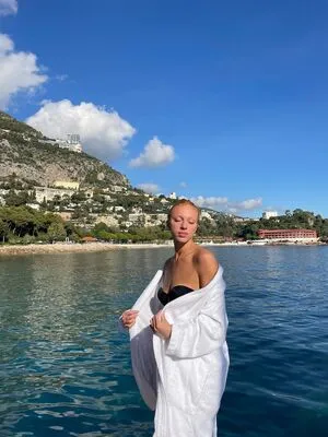 Anna Ermakova OnlyFans Leaked Free Thumbnail Picture - #8cB3FkmaOn