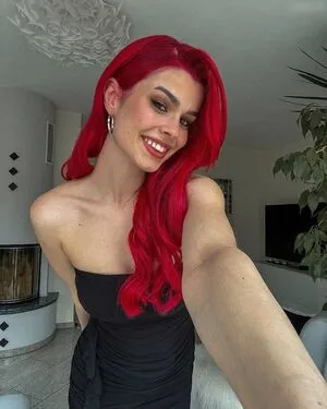 Anna Gazanis OnlyFans Leaked Free Thumbnail Picture - #1rQZT4sT0p