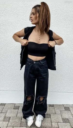 Anna Gazanis OnlyFans Leaked Free Thumbnail Picture - #Zf1X3i3Aoq