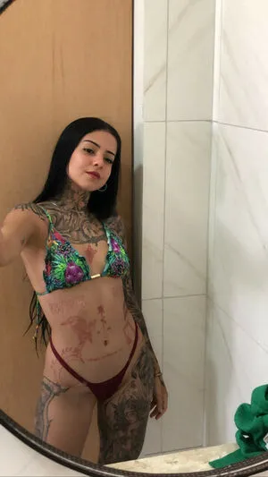 Anna Guimaraes Thumbnail Picture