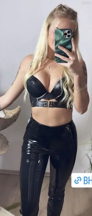 Anna Ifflnder OnlyFans Leaked Free Thumbnail Picture - #XsMoZjNzF1