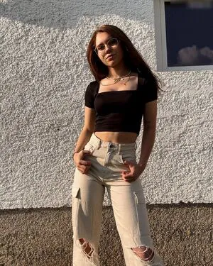 Anna Kauer OnlyFans Leaked Free Thumbnail Picture - #25f96a98x0