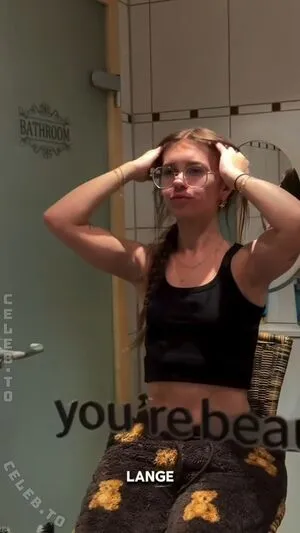 Anna Kauer OnlyFans Leaked Free Thumbnail Picture - #2Nnxfb0eCh