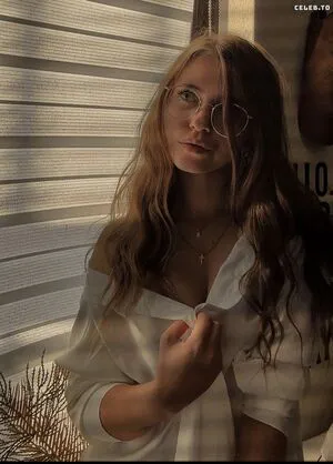 Anna Kauer OnlyFans Leaked Free Thumbnail Picture - #9EmYoCEdgB