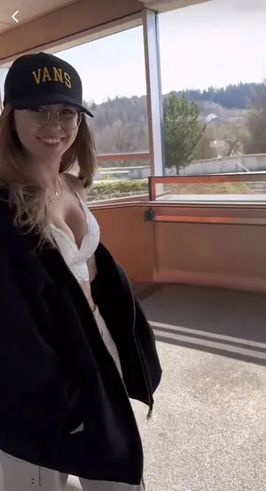 Anna Kauer OnlyFans Leaked Free Thumbnail Picture - #EVJKcUM0Wd