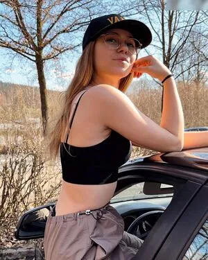 Anna Kauer OnlyFans Leaked Free Thumbnail Picture - #H2HaFG7aZr