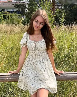 Anna Kauer OnlyFans Leaked Free Thumbnail Picture - #JkBvi43IUQ