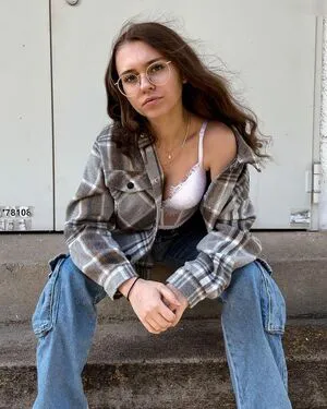 Anna Kauer OnlyFans Leaked Free Thumbnail Picture - #OfQ180pVTa