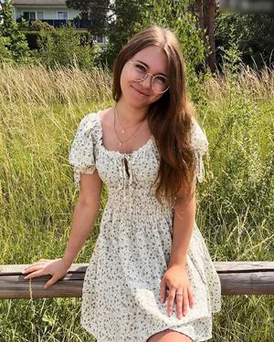 Anna Kauer OnlyFans Leaked Free Thumbnail Picture - #T3HiLY2buO