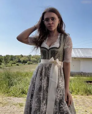 Anna Kauer OnlyFans Leaked Free Thumbnail Picture - #bweAhhFMrJ