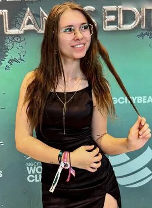 Anna Kauer OnlyFans Leaked Free Thumbnail Picture - #h7GGVhlkT7