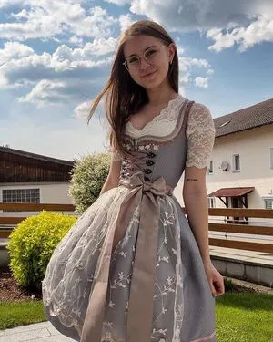 Anna Kauer OnlyFans Leaked Free Thumbnail Picture - #nHAymhB9Iu