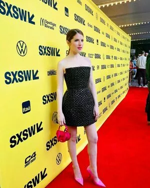 Anna Kendrick OnlyFans Leaked Free Thumbnail Picture - #aCSkmkdo5W