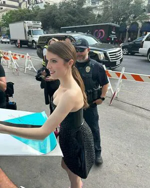 Anna Kendrick OnlyFans Leaked Free Thumbnail Picture - #hLqmA6TJ5J