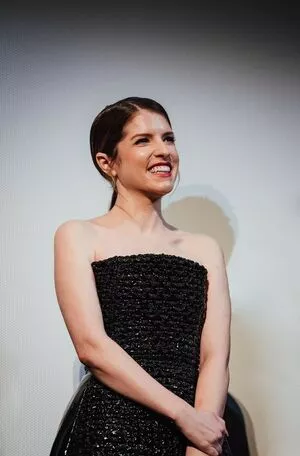 Anna Kendrick OnlyFans Leaked Free Thumbnail Picture - #oFzbBs73bA