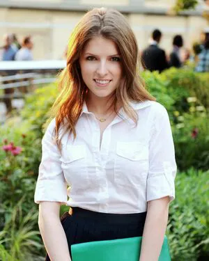 Anna Kendrick OnlyFans Leaked Free Thumbnail Picture - #oof9xLkKxp