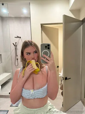 Anna Kopf OnlyFans Leaked Free Thumbnail Picture - #CRBvsJ3Fms