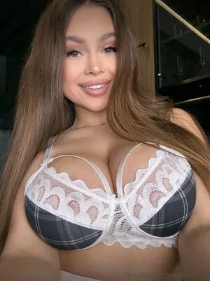 Anna Kubickova OnlyFans Leaked Free Thumbnail Picture - #SbDKsN3sai