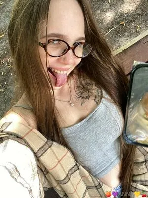 Anna Love66 OnlyFans Leaked Free Thumbnail Picture - #xoiVNc10L2
