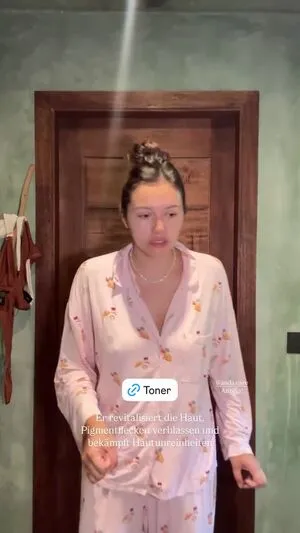 Anna Maria Damm OnlyFans Leaked Free Thumbnail Picture - #vni32XA8Ga