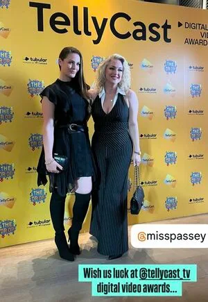 Anna Passey OnlyFans Leaked Free Thumbnail Picture - #5SFY0IwwEu