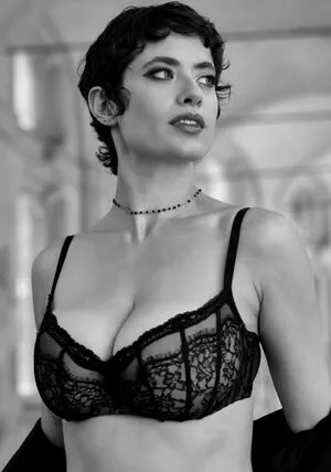 Anna Pittureri OnlyFans Leaked Free Thumbnail Picture - #Q9m438LFPE